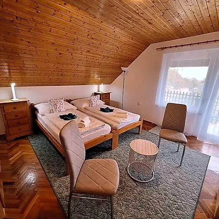 Mariza Hotel Balatonszarszo